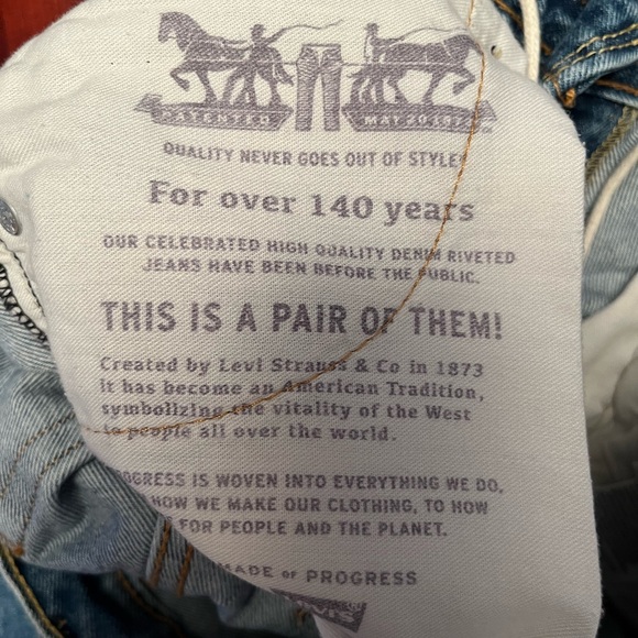 LEVI’S 511 LIGHT wash Denim shorts - Picture 4 of 6